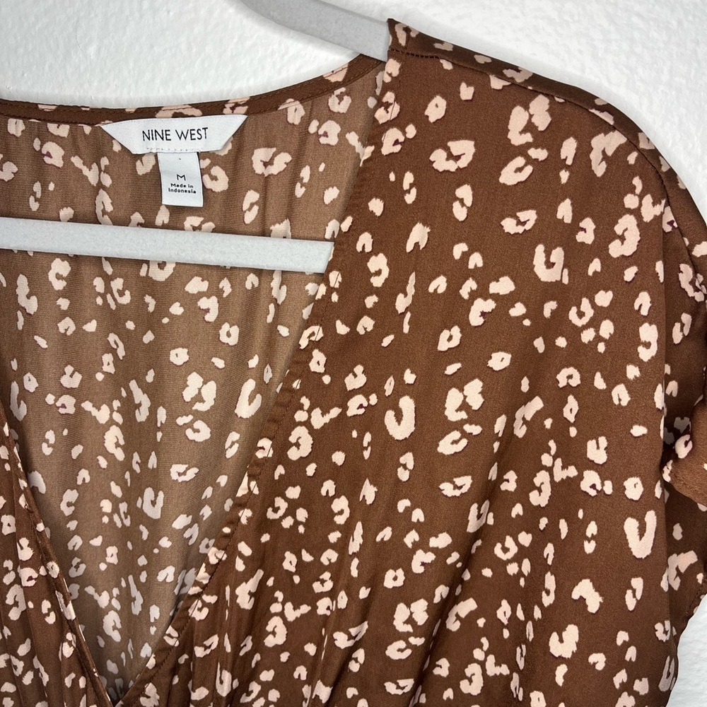 Nine West Brown Leopard Print Wrap Peplum Top – Size M - Picture 2 of 4